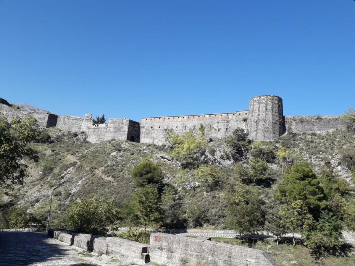 Sokolli Guest House Gjirokastër Dış mekan fotoğraf