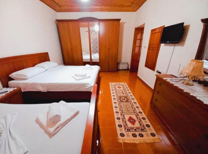 Sokolli Guest House Gjirokastër Dış mekan fotoğraf