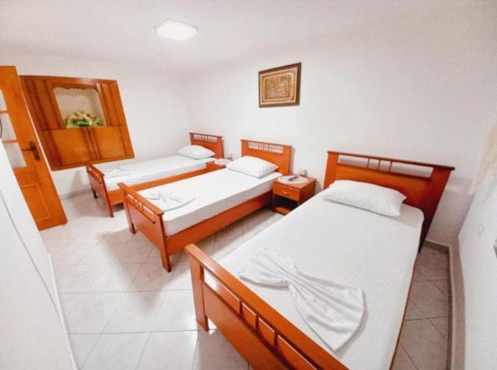 Sokolli Guest House Gjirokastër Dış mekan fotoğraf