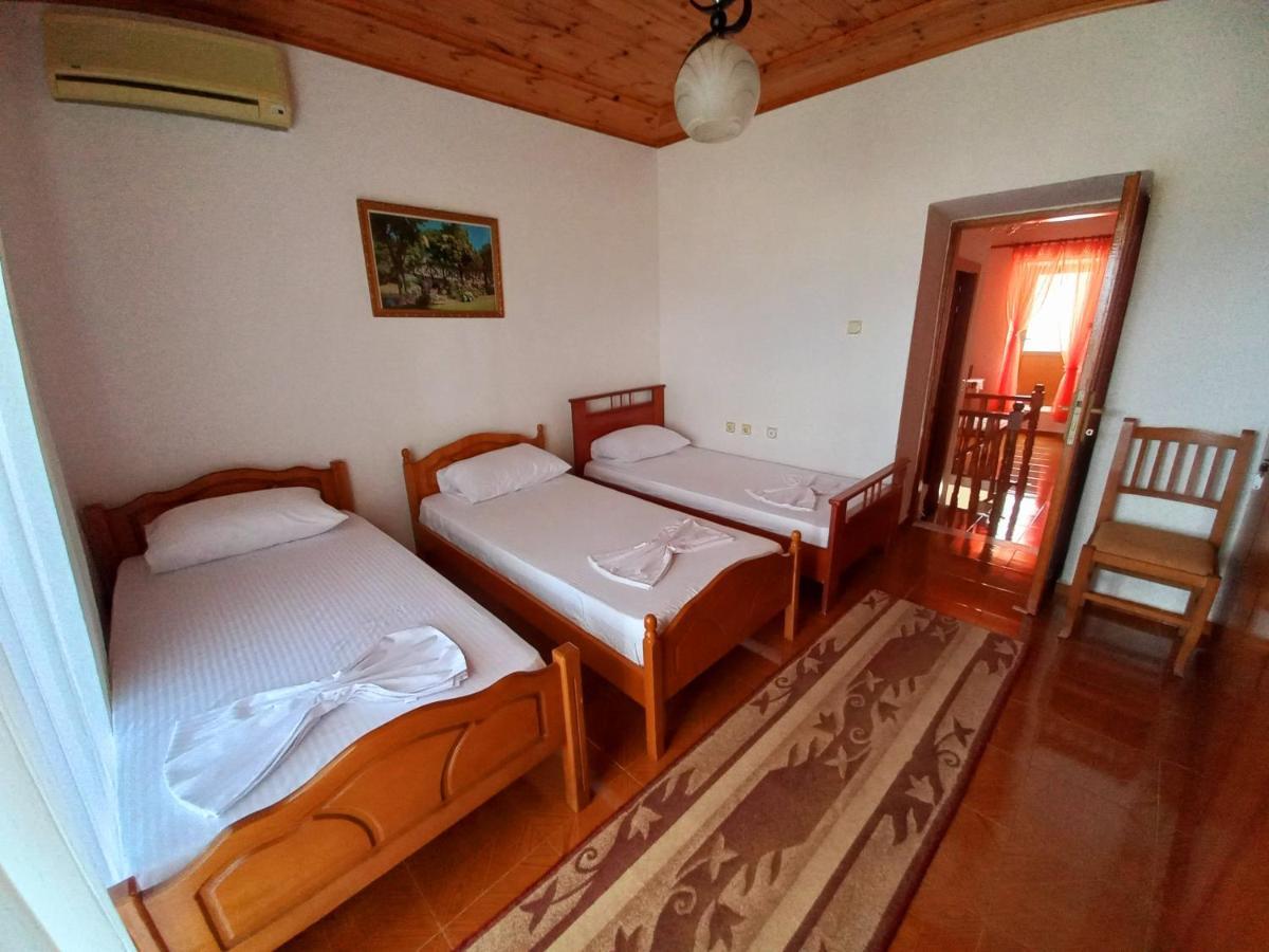 Sokolli Guest House Gjirokastër Dış mekan fotoğraf